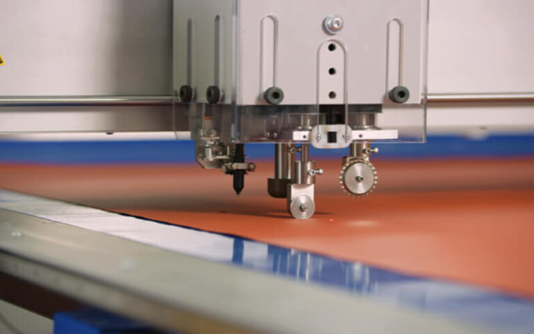 Automatic Cutting Machine For Various Materials